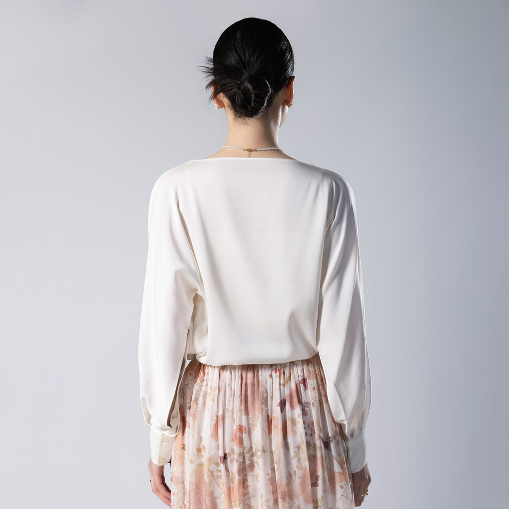 High-end white satin silk shirt with curved hem