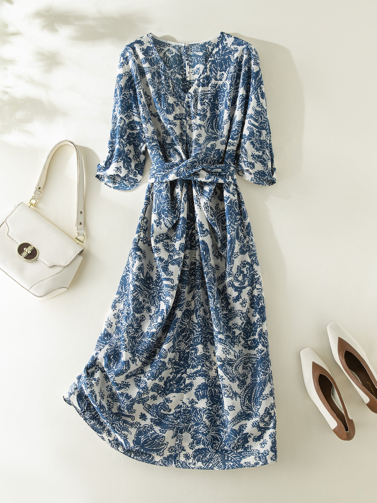 Heavyweight Single Layer Silk Without Lining! 100% Mulberry Silk Crepe De Chine Blue And White Porcelain Dress For Women With Slim Waist And Elegant Look
