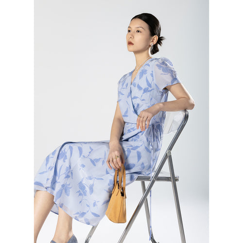 2026 New Summer One-Piece Dress 100% Mulberry Silk Crepe De Chine Print Fresh Blue Leaves V-Neck Waist