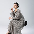 Black And White Textured Printed V-Neck Long-Sleeved Silk Dress